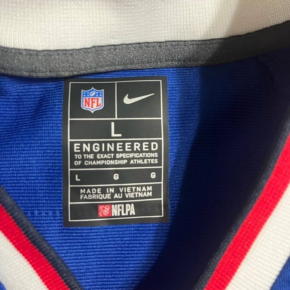 Buffalo Bills youth large 14/16 official Nike jersey Diggs-perfect condition - Picture 3 of 5